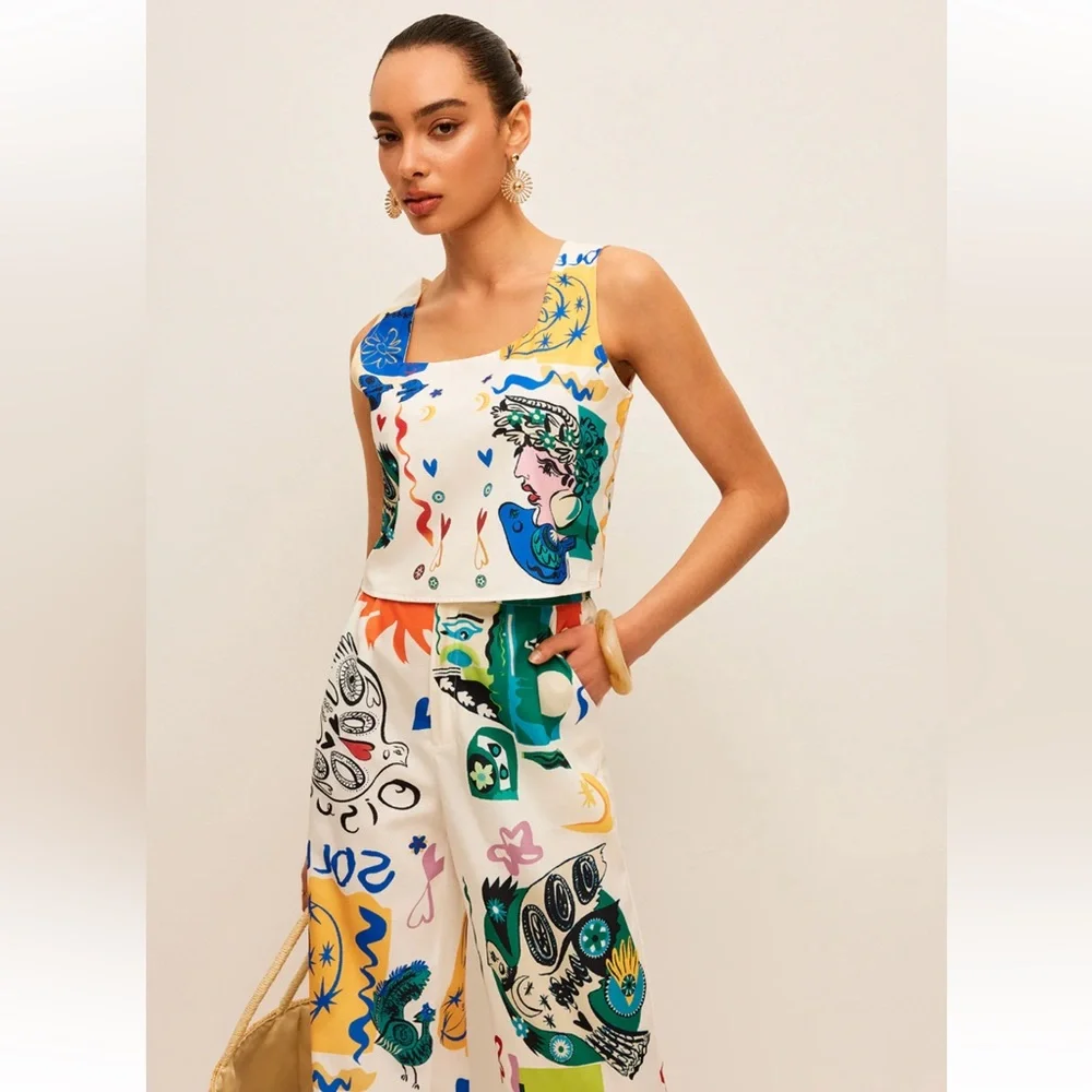 Graphic Print Crop Top With Wide-Leg Pants Set Size Medium NWT - Picture 5 of 7